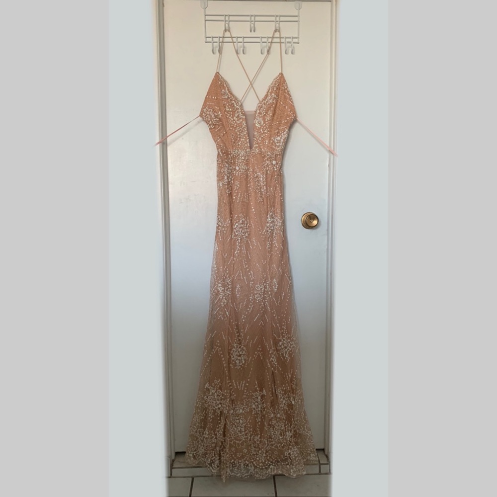Stunning long dress - Nude